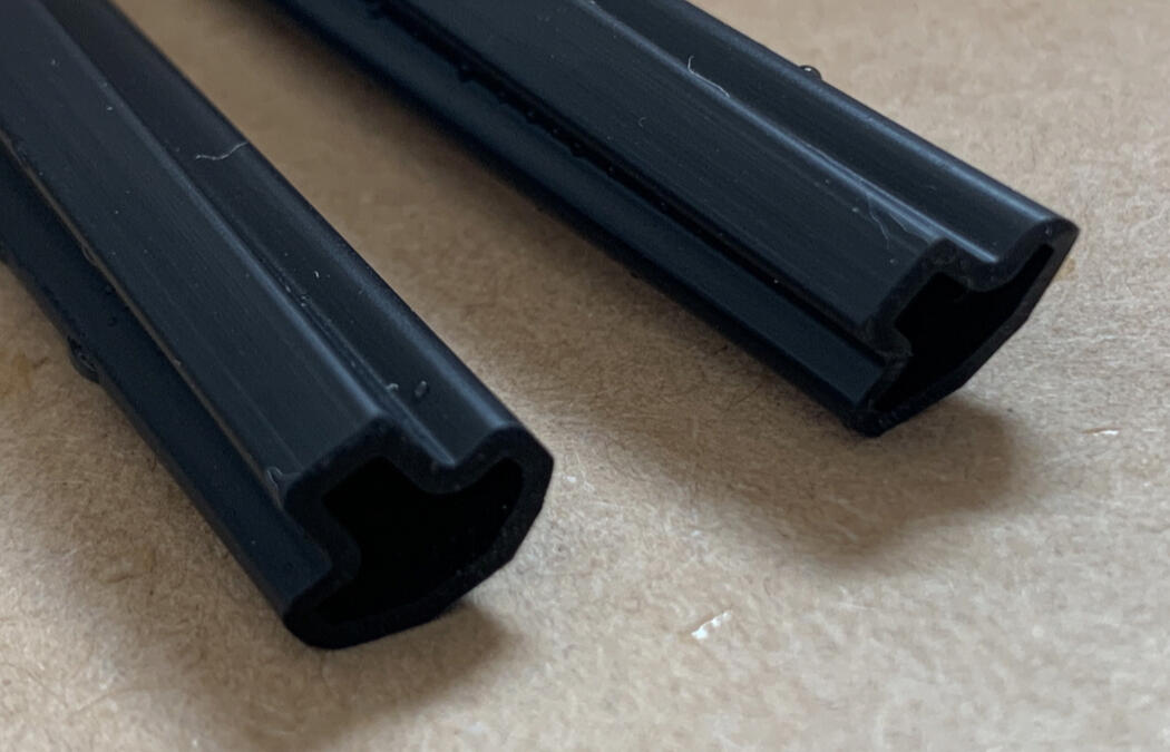 하부레일용 먼지마개 실리콘